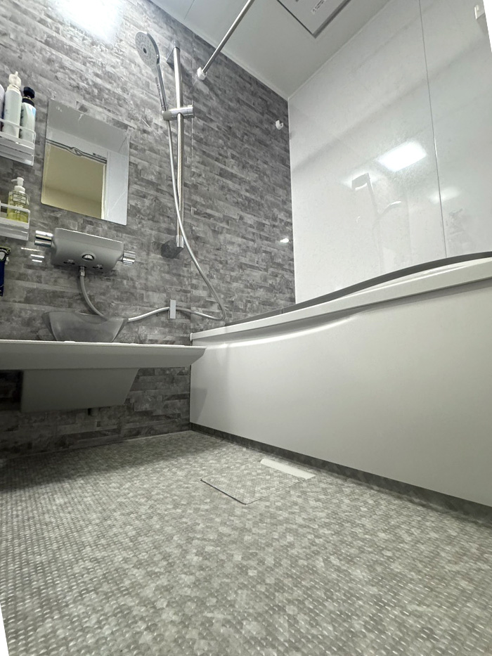 草津市 M様邸-バスルームリフォーム施工後01