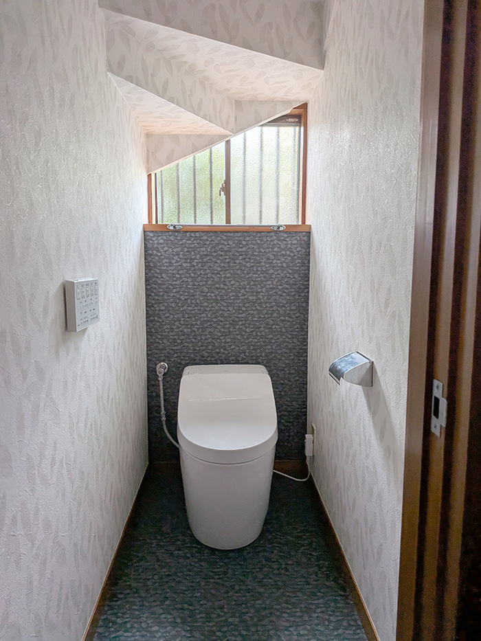 平塚市 I様邸-トイレリフォーム施工後01