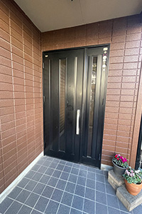 高松市 N様邸-玄関ドアリフォーム施工前01