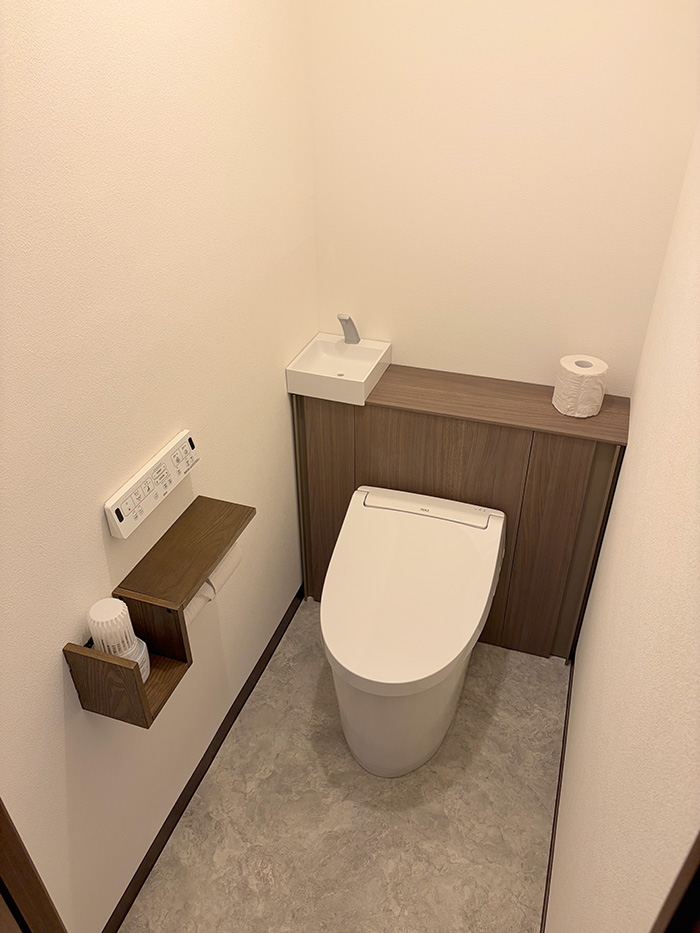 高松市 O様邸-トイレリフォーム施工後02