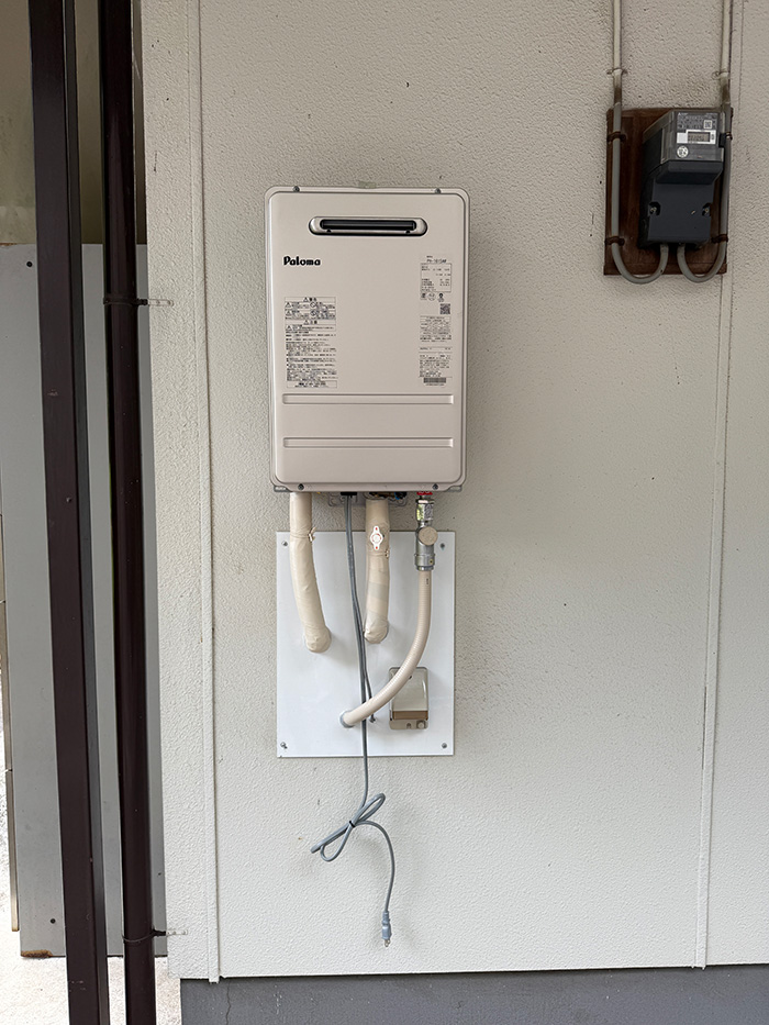 多摩市 K様邸-給湯器・エコキュート交換施工後01