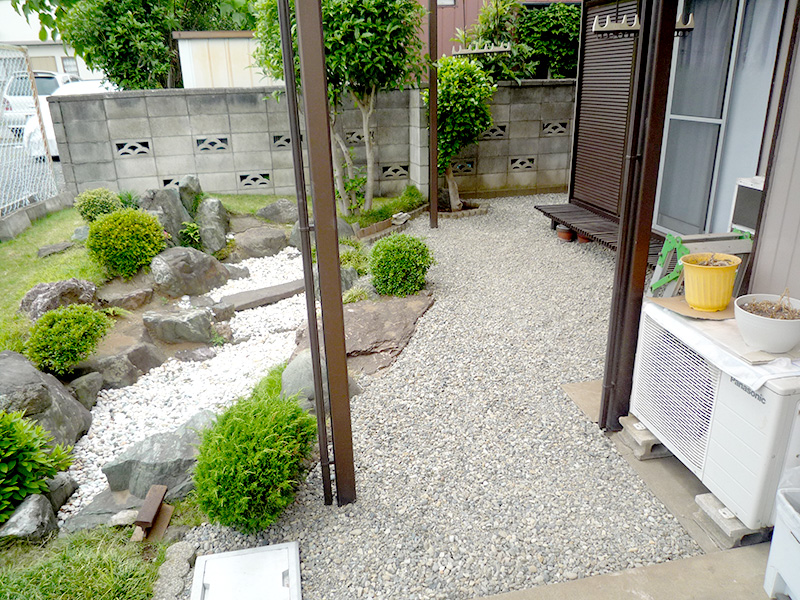 所沢市のエクステリアリフォーム事例 雑草が生えにくく 防犯効果が上がった庭