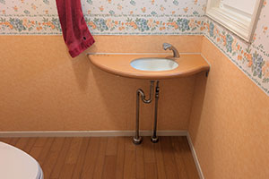 富山市 N様邸-トイレリフォーム施工前02