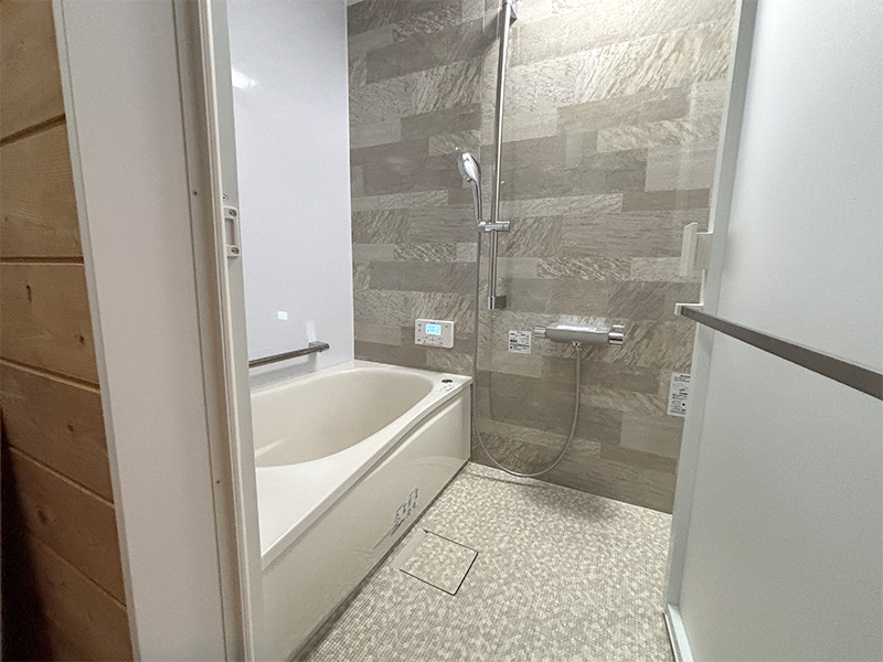 富山市 H様邸-バスルームリフォーム施工後01
