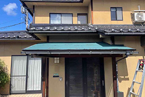 富山市 A様邸-外壁・屋根リフォーム, 小工事リフォーム施工中01