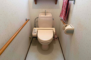 松阪市 K様邸-トイレリフォーム施工前01