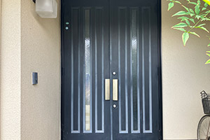 多気郡明和町 K様邸-玄関ドアリフォーム施工前01