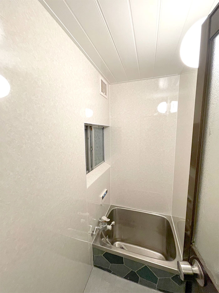 八尾市 T様邸-バスルームリフォーム施工後01