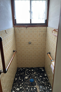 八尾市 N様邸-トイレリフォーム施工中01