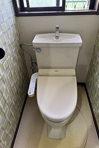 四日市市 H様邸-トイレリフォーム施工前01