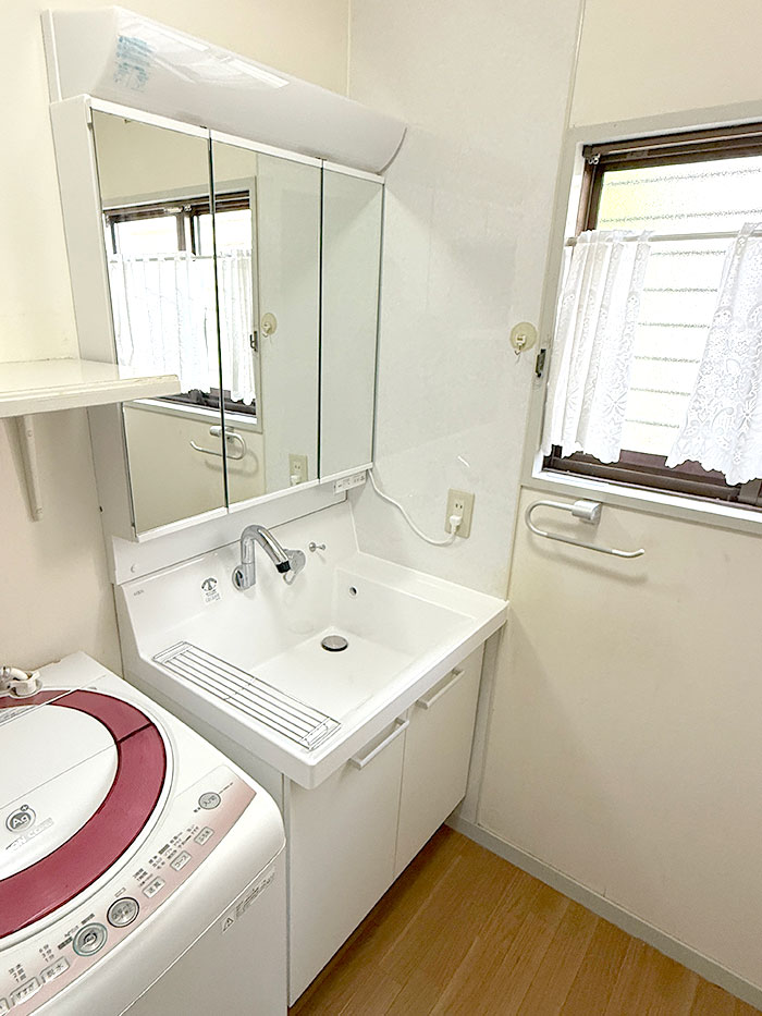 四日市市 N様邸-洗面リフォーム施工後02