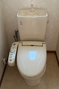 四日市市 O様邸-トイレリフォーム施工前03