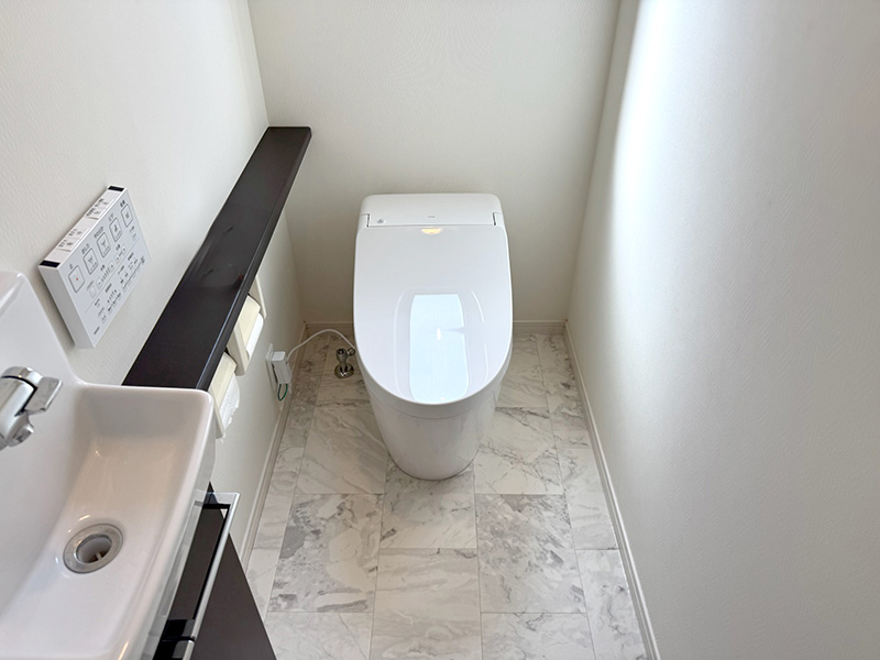 四日市市 G様邸-トイレリフォーム施工後01
