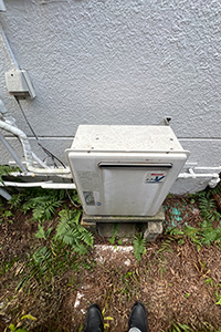 横浜市戸塚区 S様邸-給湯器・エコキュート交換施工前01