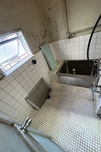 横浜市戸塚区 S様邸-バスルームリフォーム, 断熱リフォーム施工前02