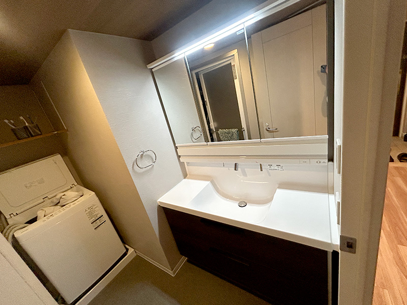 横浜市鶴見区 A様邸-洗面リフォーム施工後01