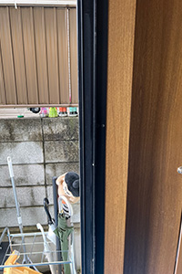 横浜市鶴見区 M様邸-玄関ドアリフォーム施工中02