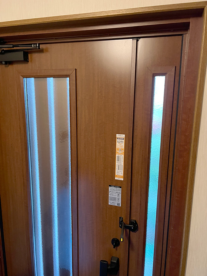 横浜市鶴見区 M様邸-玄関ドアリフォーム施工後02